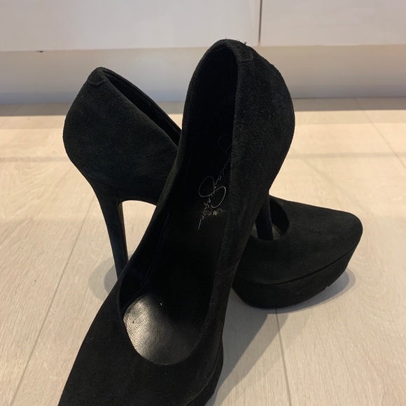 Jessica Simpson heels - Picture 1 of 3